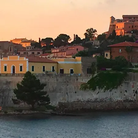 Nyaraló Dimora Le Fortezze Sullo Scoglio - Goelba *