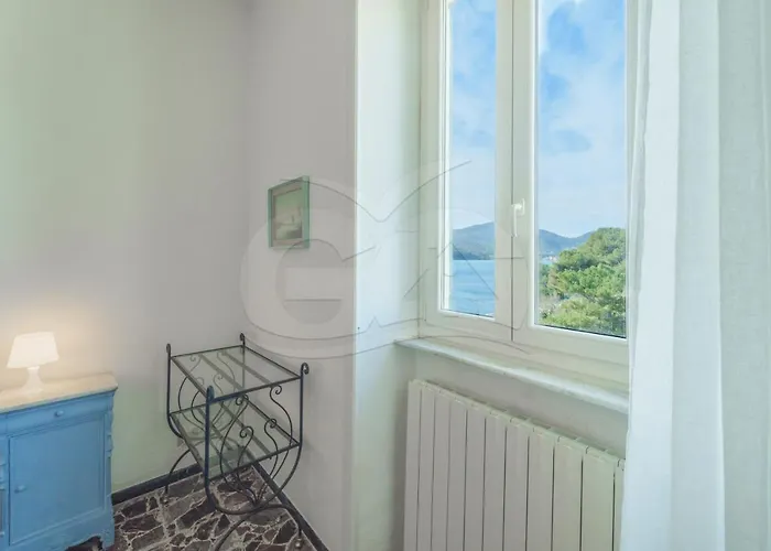 Holiday home Dimora Le Fortezze Sullo Scoglio - Goelba Portoferraio